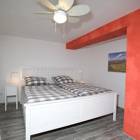 Haus Am Markt, Tatil Evi Neustadt an der Weinstraße